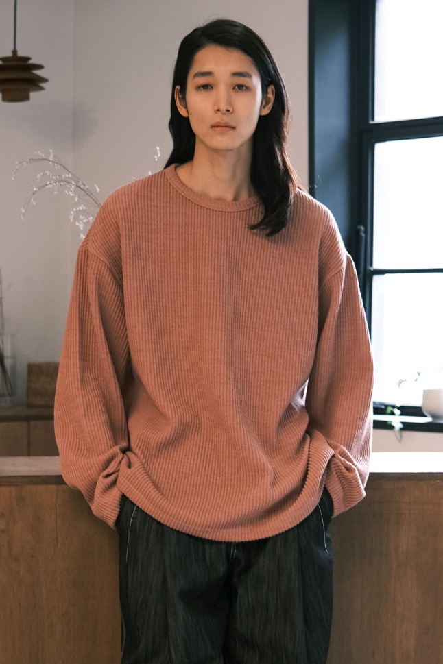 CUT &amp; SEW TEXTURE LONG SLEEVE_PALE PINK